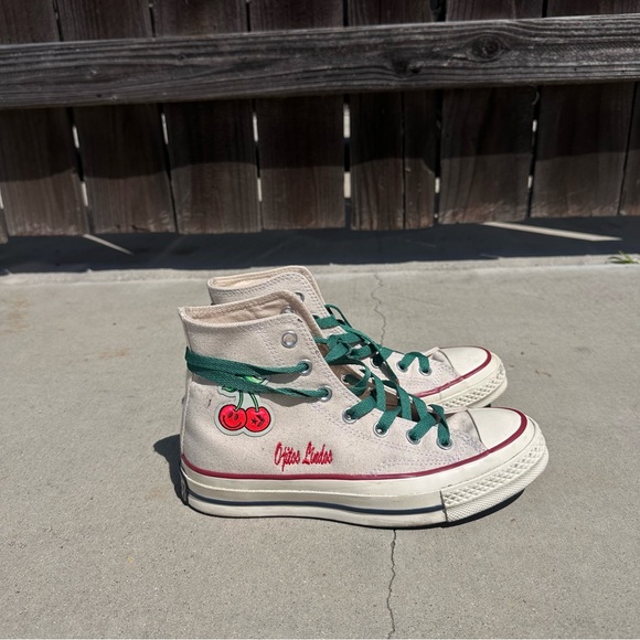custom chuck 70s (need to get rid of asap, open to offers!!) - Picture 1 of 6